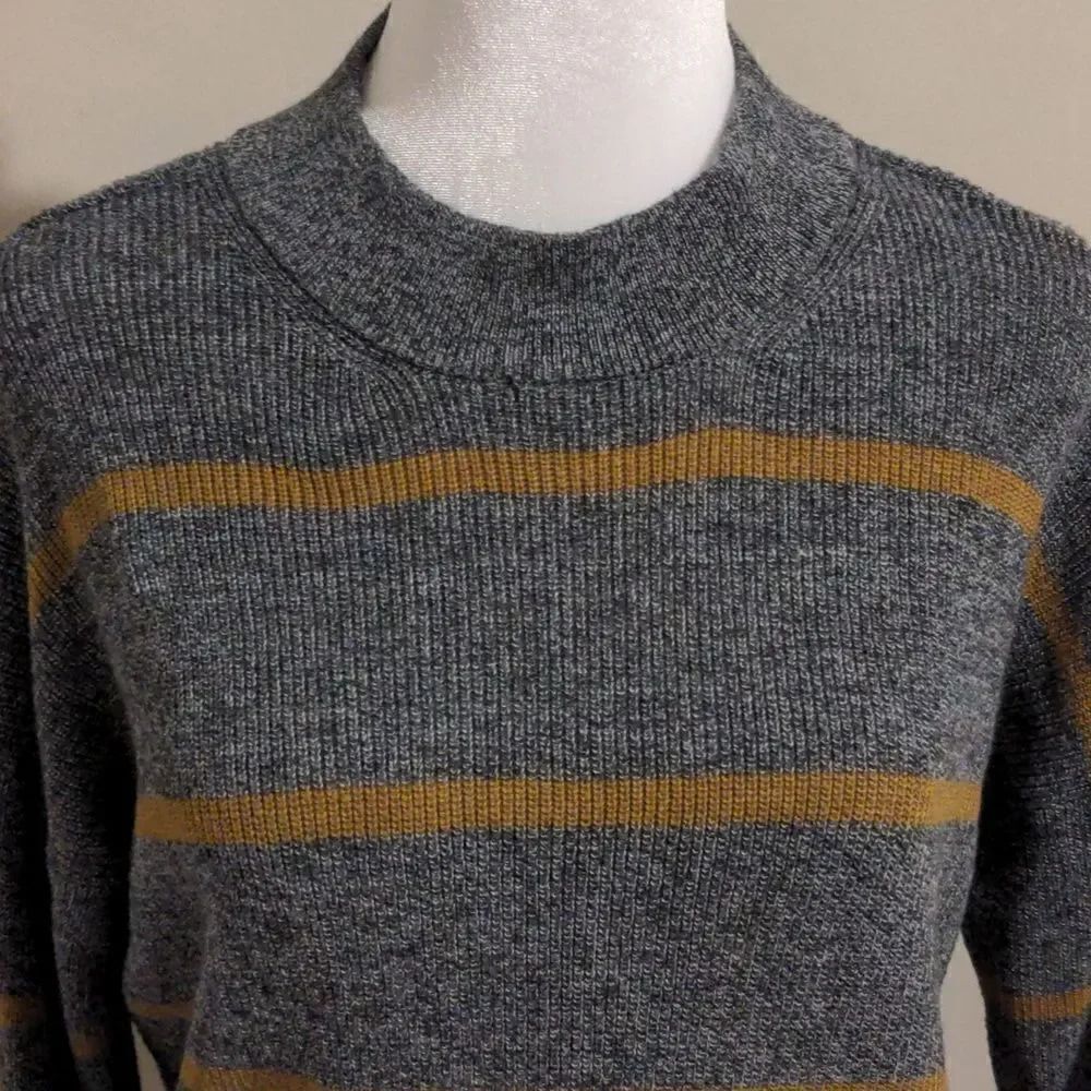American Eagle XXS Jeggings Fit Gray Crew Neck Sweater with Brown Stripes - Picture 2 of 7
